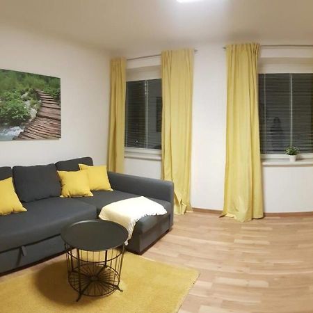 Top Appartement Fuer Business-Wohnen-Urlaub Wiener Neustadt Eksteriør bilde