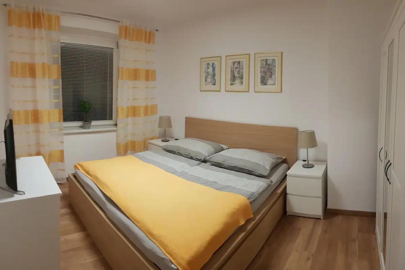 Top Appartement Fuer Business-Wohnen-Urlaub Wiener Neustadt Eksteriør bilde